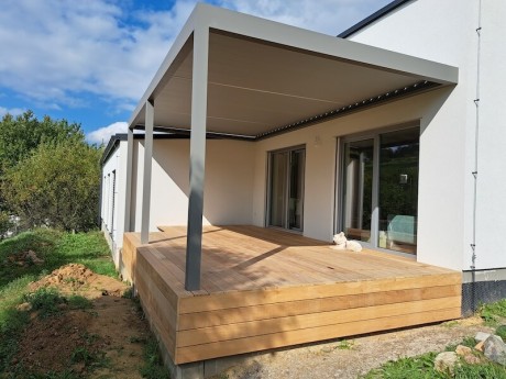 Reference bioklimatické pergoly – realizace v Blansku