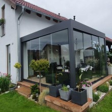 Pergola SKYLINE s bezrámovým zasklením